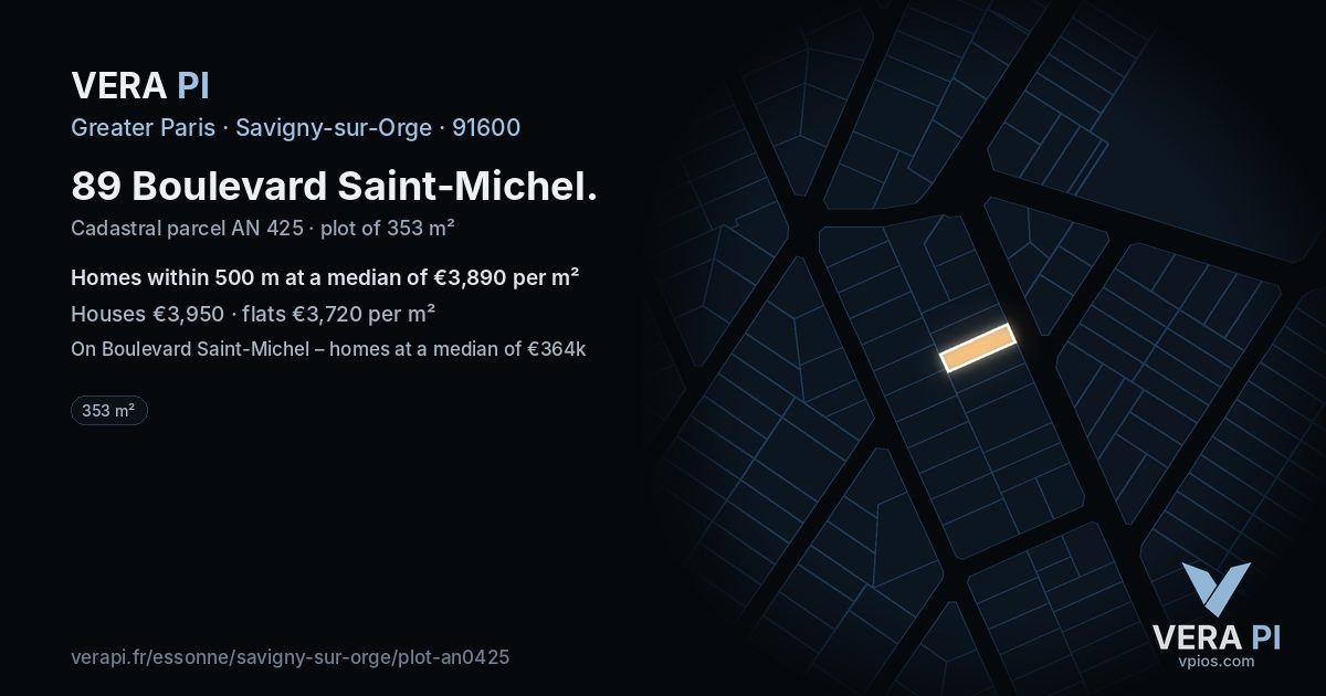 89 Boulevard Saint-Michel, Savigny-sur-Orge at night – the plot lit, the parcels around coloured by the prices near them