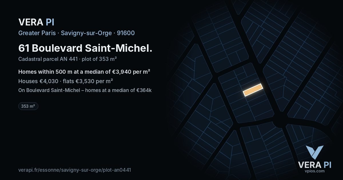 61 Boulevard Saint-Michel, Savigny-sur-Orge at night – the plot lit, the parcels around coloured by the prices near them