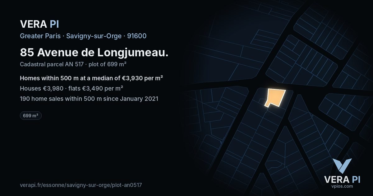 85 Avenue de Longjumeau, Savigny-sur-Orge at night – the plot lit, the parcels around coloured by the prices near them