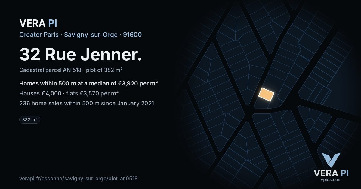 32 Rue Jenner, Savigny-sur-Orge at night – the plot lit, the parcels around coloured by the prices near them