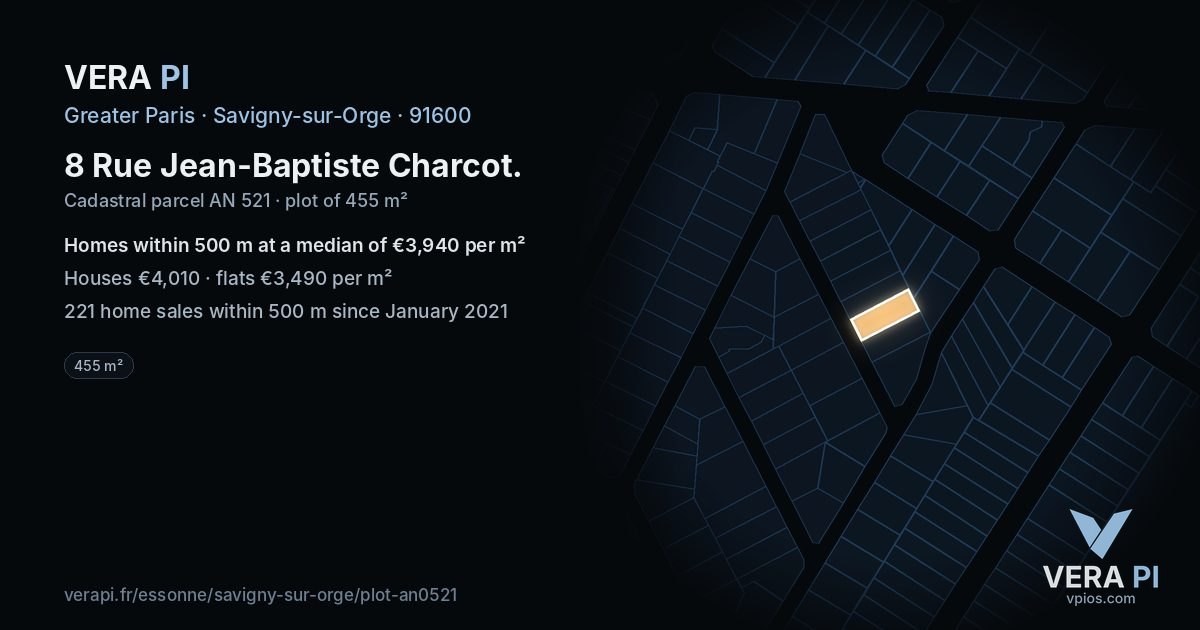 8 Rue Jean-Baptiste Charcot, Savigny-sur-Orge at night – the plot lit, the parcels around coloured by the prices near them