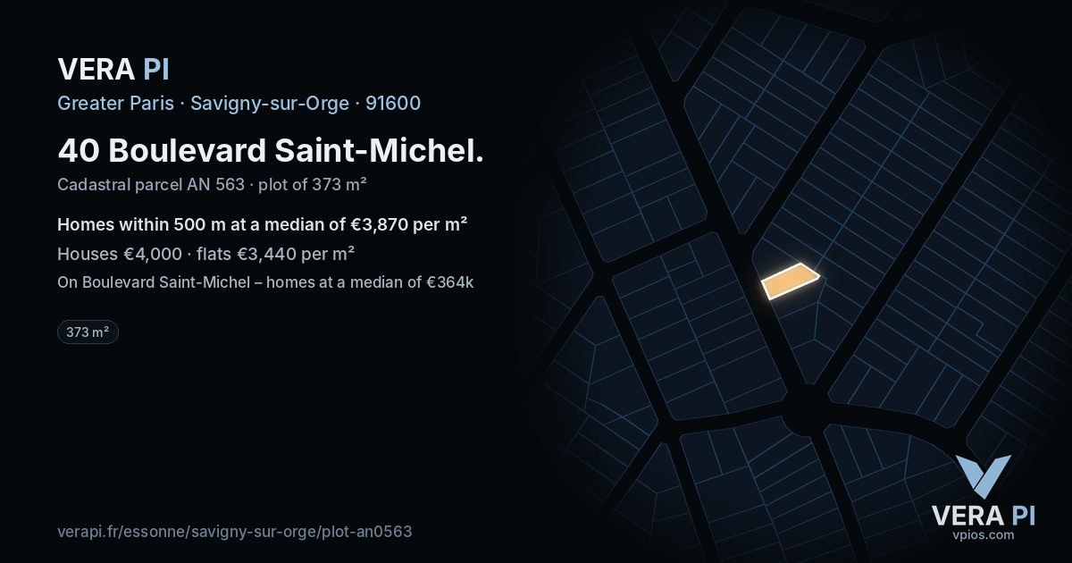 40 Boulevard Saint-Michel, Savigny-sur-Orge at night – the plot lit, the parcels around coloured by the prices near them