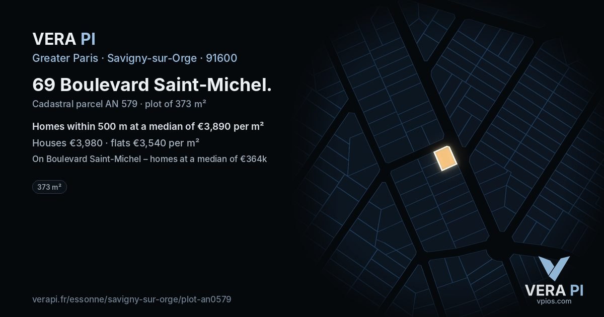 69 Boulevard Saint-Michel, Savigny-sur-Orge at night – the plot lit, the parcels around coloured by the prices near them