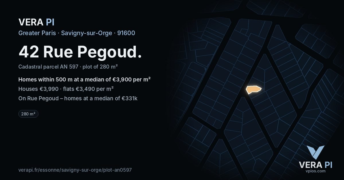 42 Rue Pegoud, Savigny-sur-Orge at night – the plot lit, the parcels around coloured by the prices near them