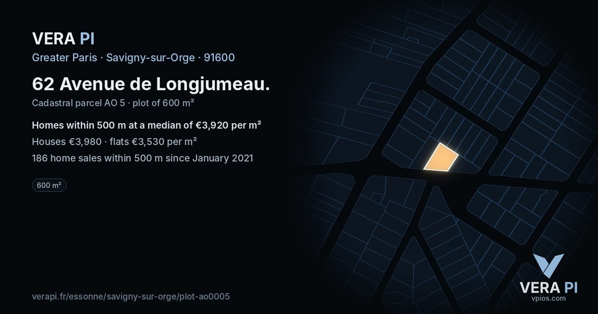 62 Avenue de Longjumeau, Savigny-sur-Orge at night – the plot lit, the parcels around coloured by the prices near them