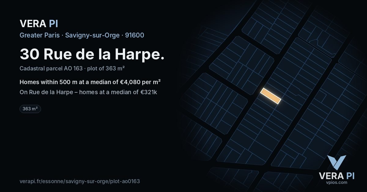 30 Rue de la Harpe, Savigny-sur-Orge at night – the plot lit, the parcels around coloured by the prices near them