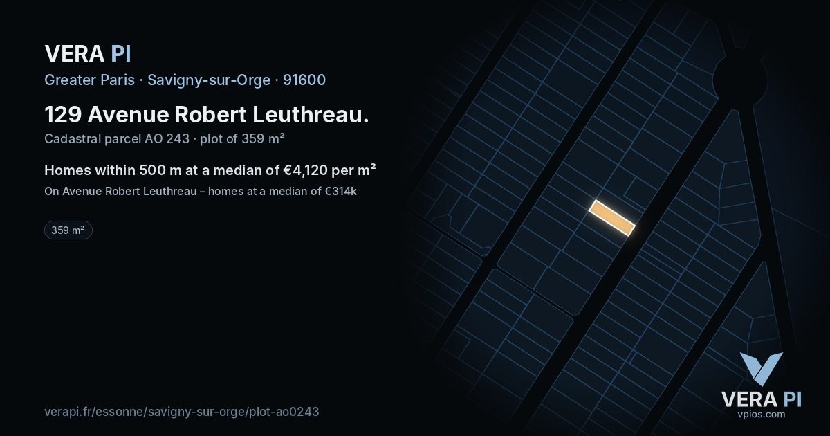 129 Avenue Robert Leuthreau, Savigny-sur-Orge at night – the plot lit, the parcels around coloured by the prices near them