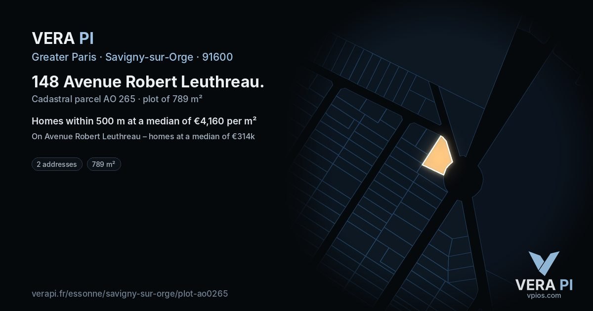 148 Avenue Robert Leuthreau, Savigny-sur-Orge at night – the plot lit, the parcels around coloured by the prices near them