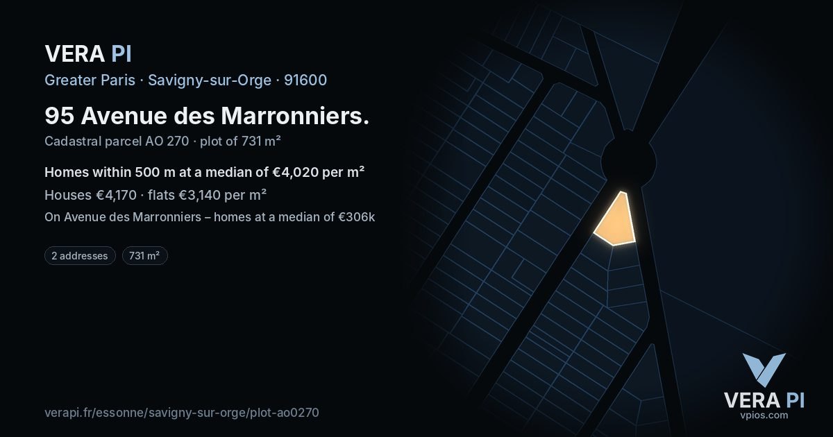 95 Avenue des Marronniers, Savigny-sur-Orge at night – the plot lit, the parcels around coloured by the prices near them