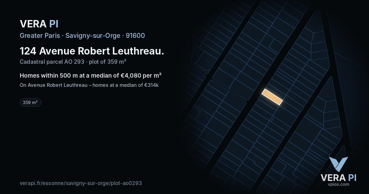 124 Avenue Robert Leuthreau, Savigny-sur-Orge at night – the plot lit, the parcels around coloured by the prices near them