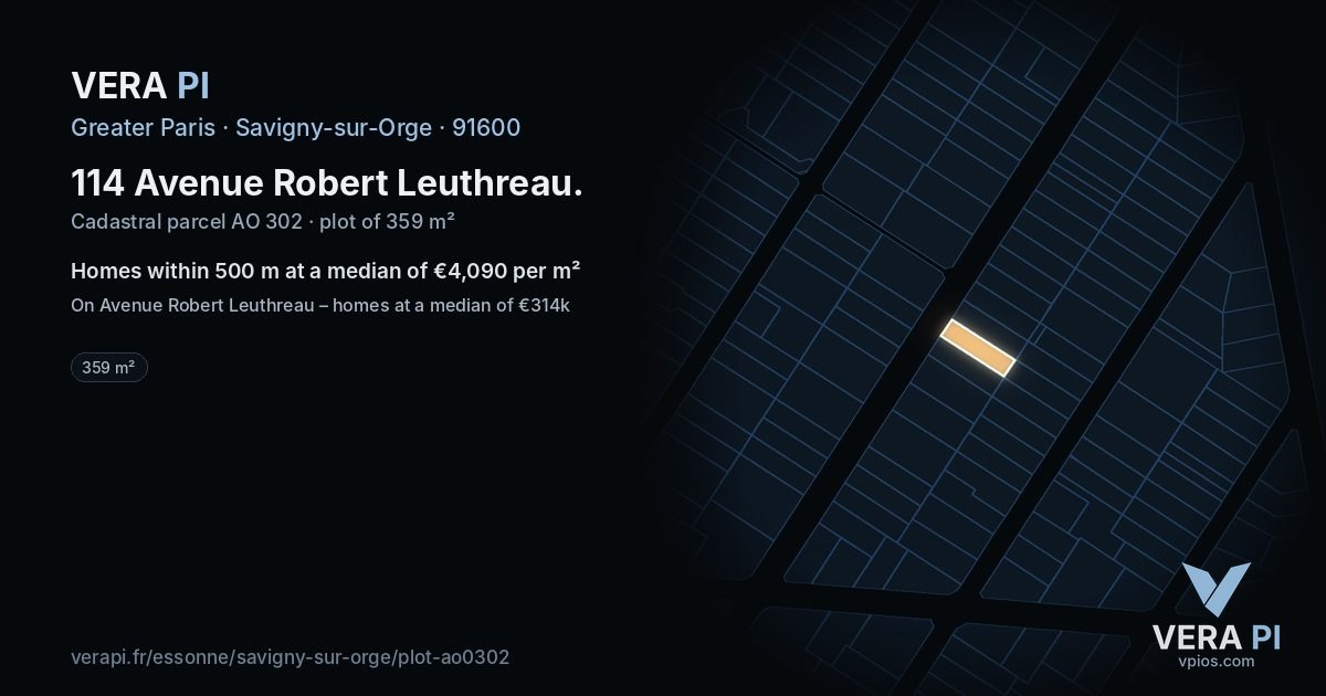 114 Avenue Robert Leuthreau, Savigny-sur-Orge at night – the plot lit, the parcels around coloured by the prices near them