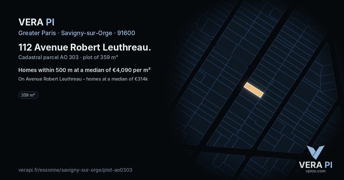 112 Avenue Robert Leuthreau, Savigny-sur-Orge at night – the plot lit, the parcels around coloured by the prices near them
