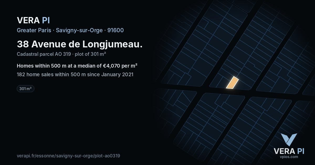38 Avenue de Longjumeau, Savigny-sur-Orge at night – the plot lit, the parcels around coloured by the prices near them