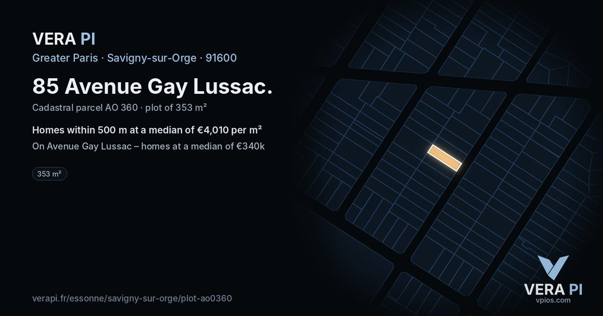 85 Avenue Gay Lussac, Savigny-sur-Orge at night – the plot lit, the parcels around coloured by the prices near them