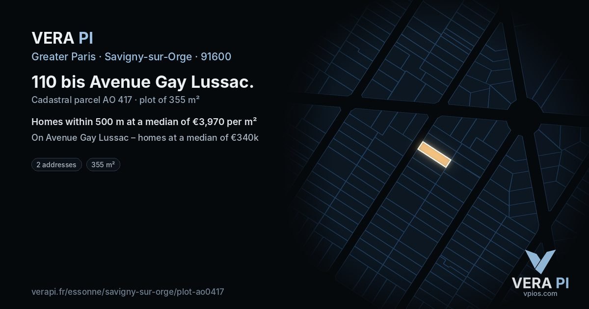 110 bis Avenue Gay Lussac, Savigny-sur-Orge at night – the plot lit, the parcels around coloured by the prices near them