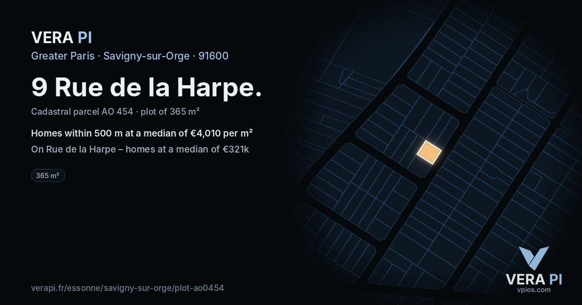 9 Rue de la Harpe, Savigny-sur-Orge at night – the plot lit, the parcels around coloured by the prices near them