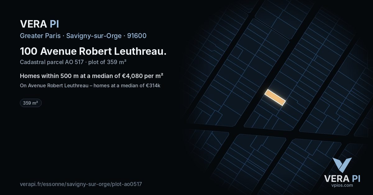 100 Avenue Robert Leuthreau, Savigny-sur-Orge at night – the plot lit, the parcels around coloured by the prices near them