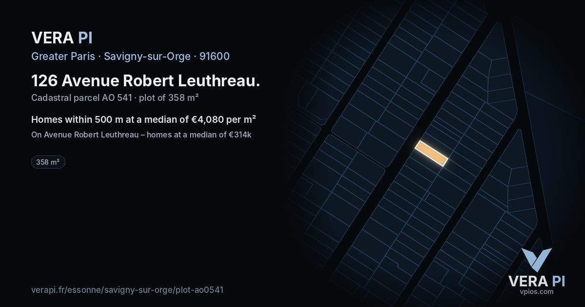 126 Avenue Robert Leuthreau, Savigny-sur-Orge at night – the plot lit, the parcels around coloured by the prices near them