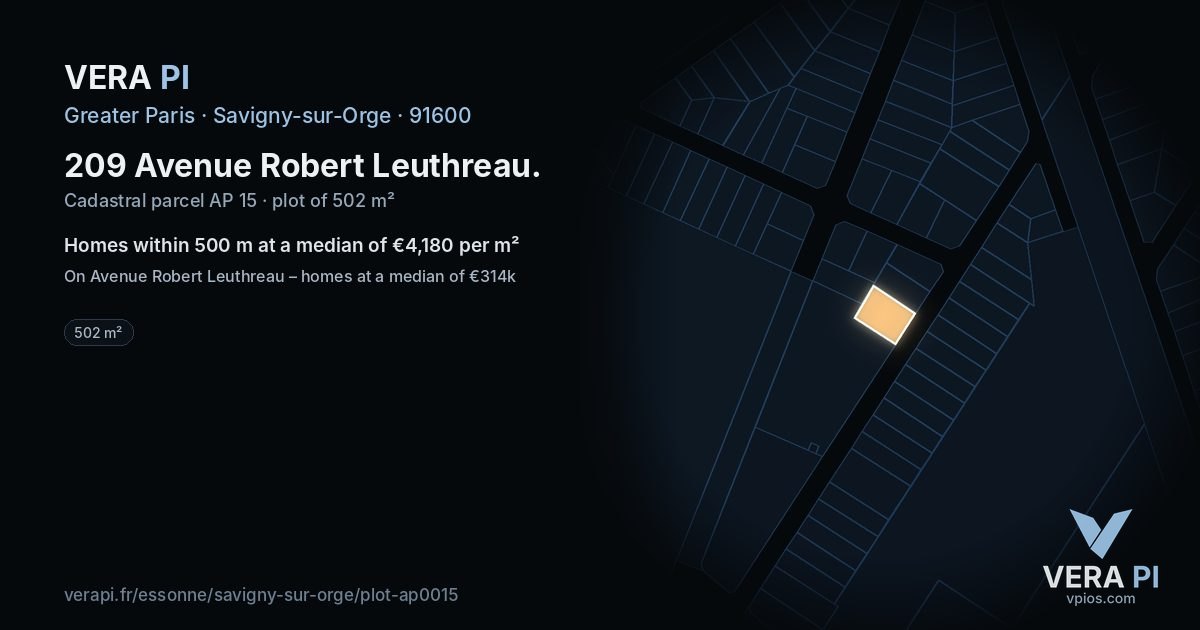209 Avenue Robert Leuthreau, Savigny-sur-Orge at night – the plot lit, the parcels around coloured by the prices near them