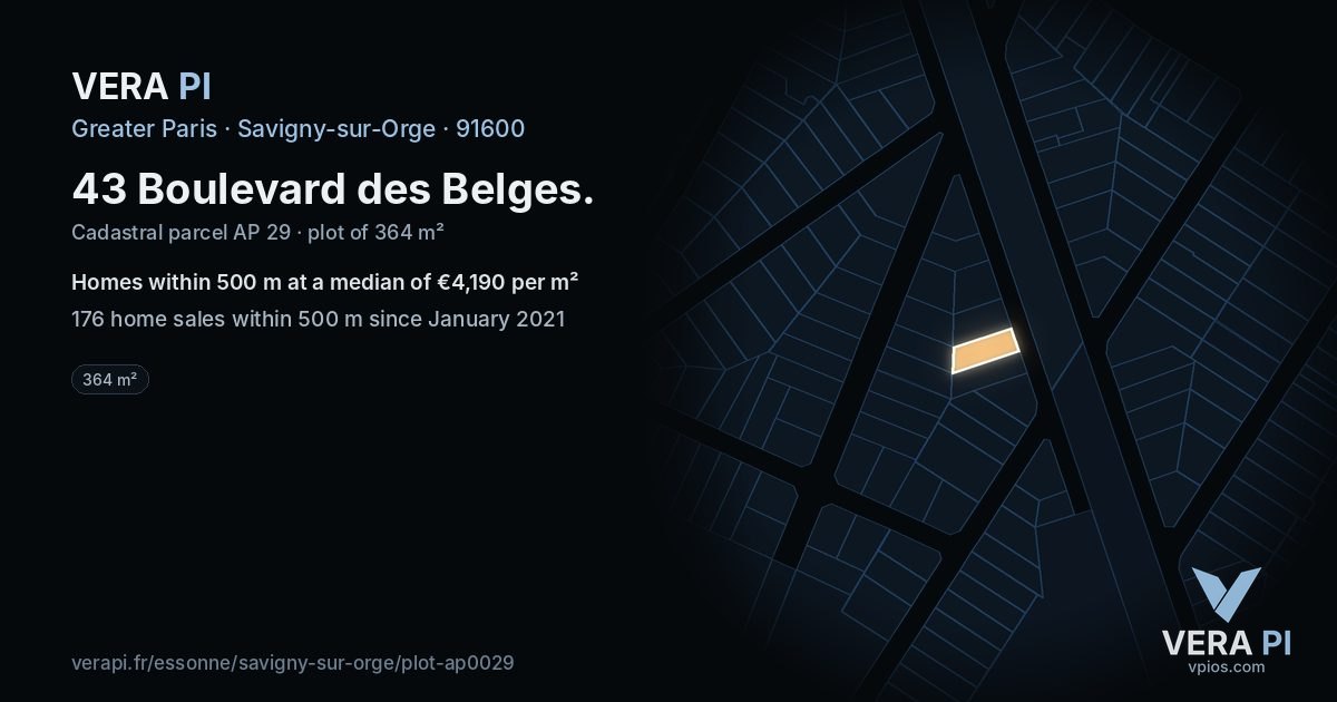 43 Boulevard des Belges, Savigny-sur-Orge at night – the plot lit, the parcels around coloured by the prices near them