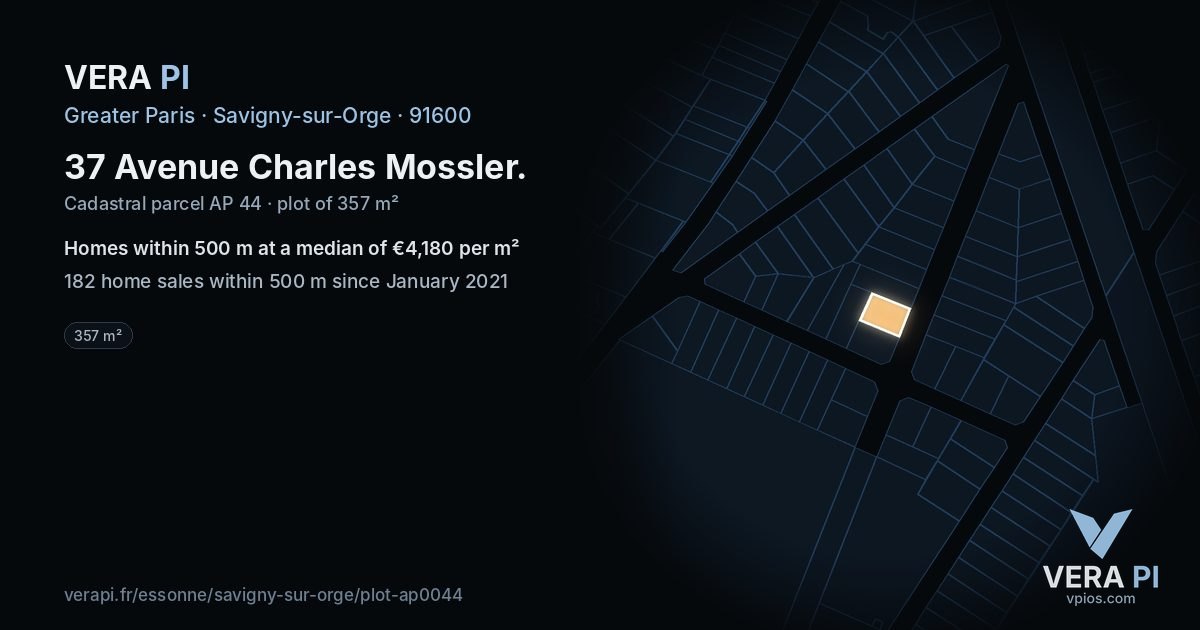 37 Avenue Charles Mossler, Savigny-sur-Orge at night – the plot lit, the parcels around coloured by the prices near them