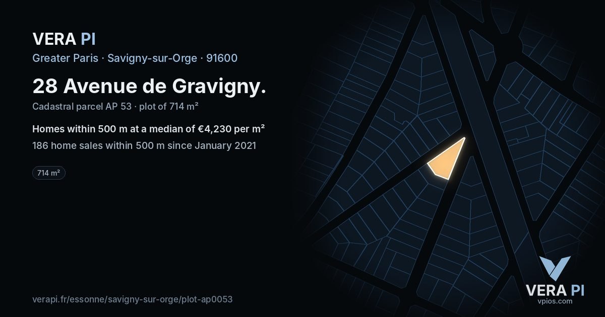 28 Avenue de Gravigny, Savigny-sur-Orge at night – the plot lit, the parcels around coloured by the prices near them
