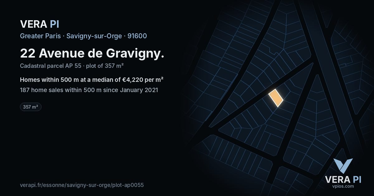 22 Avenue de Gravigny, Savigny-sur-Orge at night – the plot lit, the parcels around coloured by the prices near them