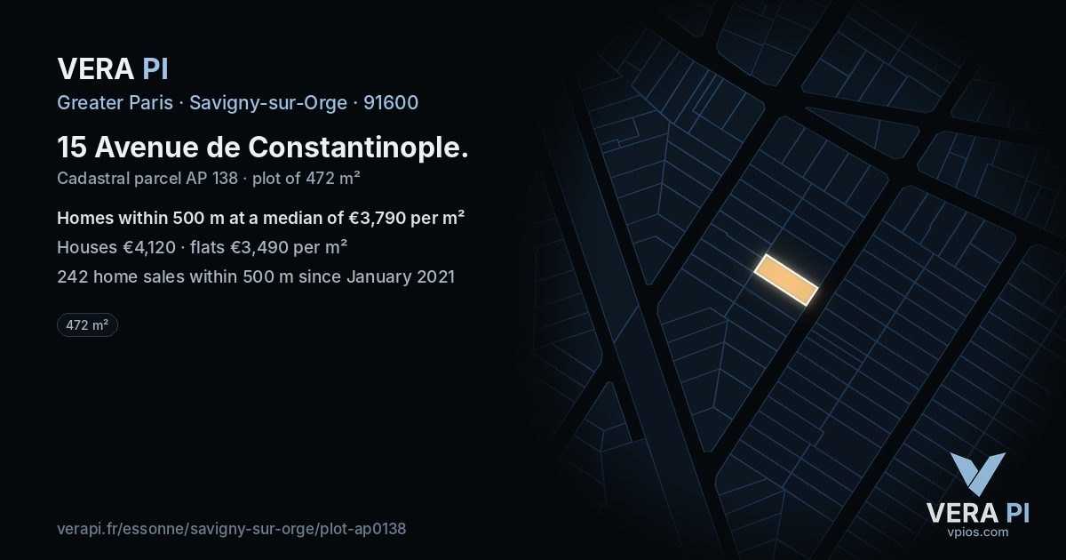 15 Avenue de Constantinople, Savigny-sur-Orge at night – the plot lit, the parcels around coloured by the prices near them