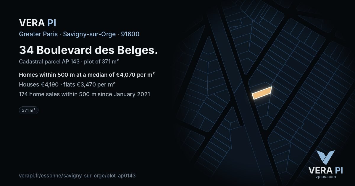 34 Boulevard des Belges, Savigny-sur-Orge at night – the plot lit, the parcels around coloured by the prices near them