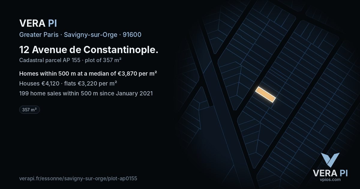 12 Avenue de Constantinople, Savigny-sur-Orge at night – the plot lit, the parcels around coloured by the prices near them
