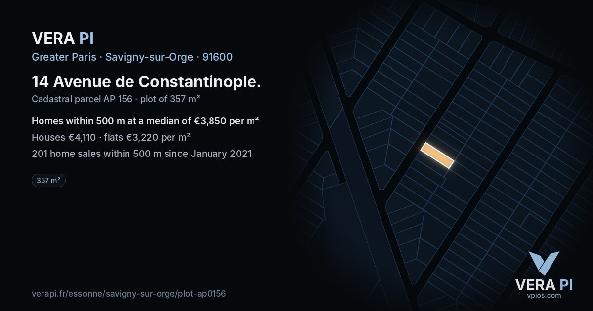 14 Avenue de Constantinople, Savigny-sur-Orge at night – the plot lit, the parcels around coloured by the prices near them