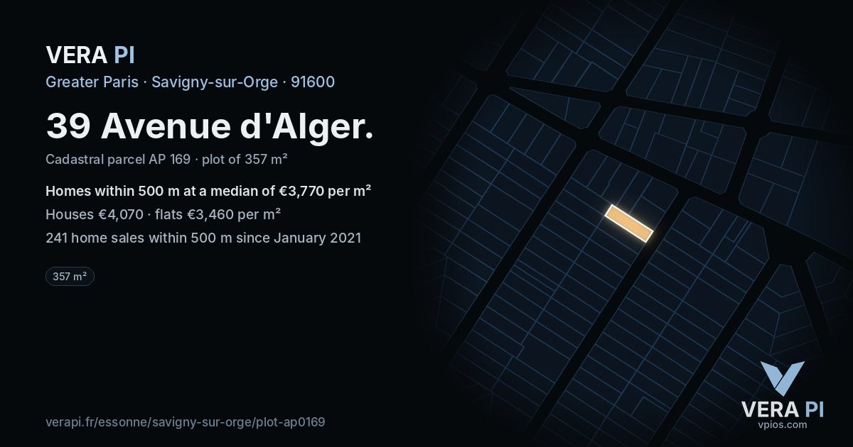 39 Avenue d'Alger, Savigny-sur-Orge at night – the plot lit, the parcels around coloured by the prices near them
