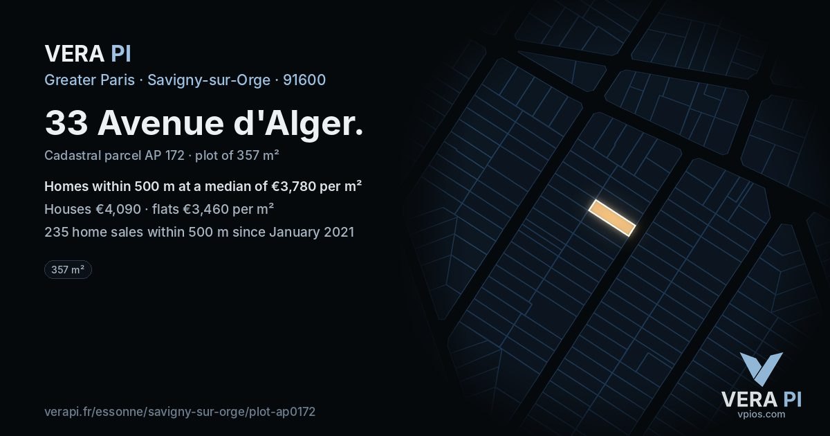 33 Avenue d'Alger, Savigny-sur-Orge at night – the plot lit, the parcels around coloured by the prices near them