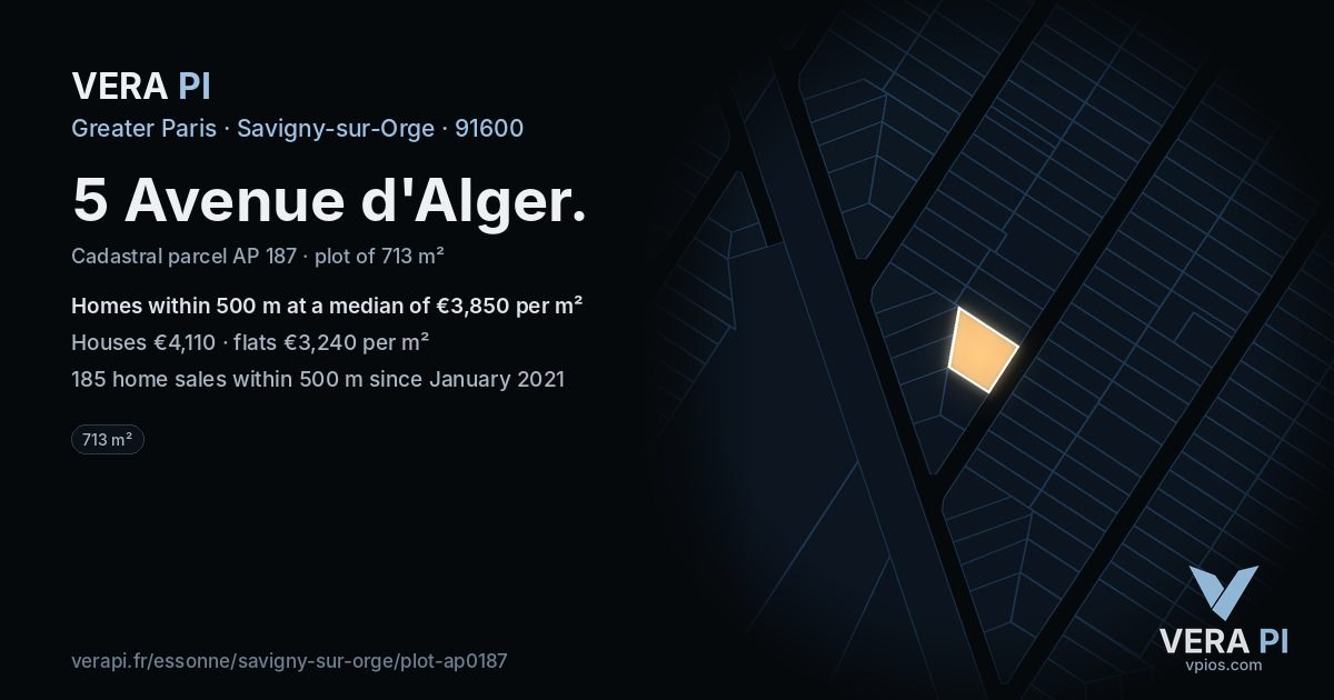 5 Avenue d'Alger, Savigny-sur-Orge at night – the plot lit, the parcels around coloured by the prices near them