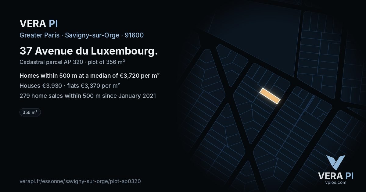 37 Avenue du Luxembourg, Savigny-sur-Orge at night – the plot lit, the parcels around coloured by the prices near them