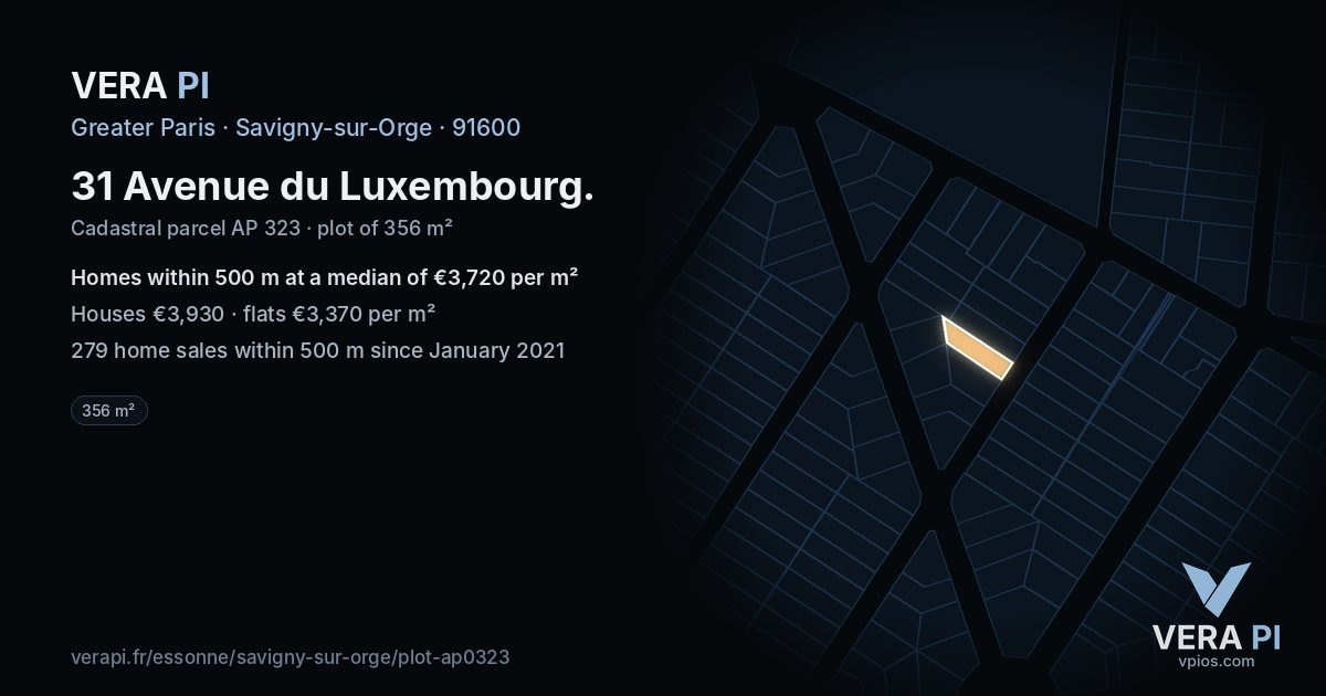 31 Avenue du Luxembourg, Savigny-sur-Orge at night – the plot lit, the parcels around coloured by the prices near them