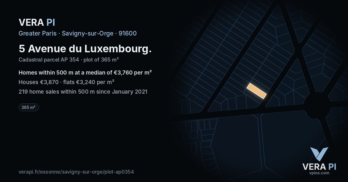5 Avenue du Luxembourg, Savigny-sur-Orge at night – the plot lit, the parcels around coloured by the prices near them