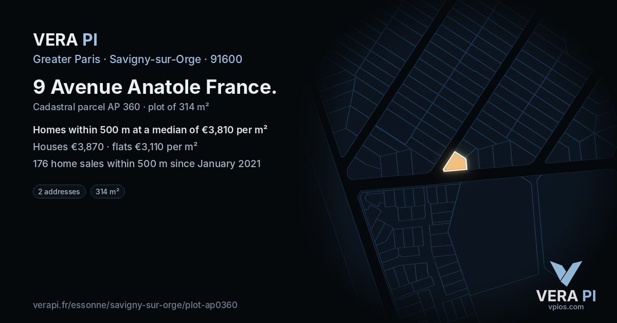 9 Avenue Anatole France, Savigny-sur-Orge at night – the plot lit, the parcels around coloured by the prices near them