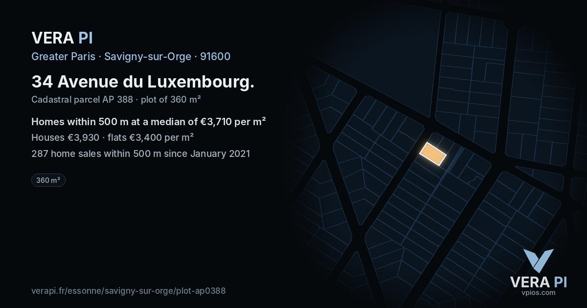 34 Avenue du Luxembourg, Savigny-sur-Orge at night – the plot lit, the parcels around coloured by the prices near them