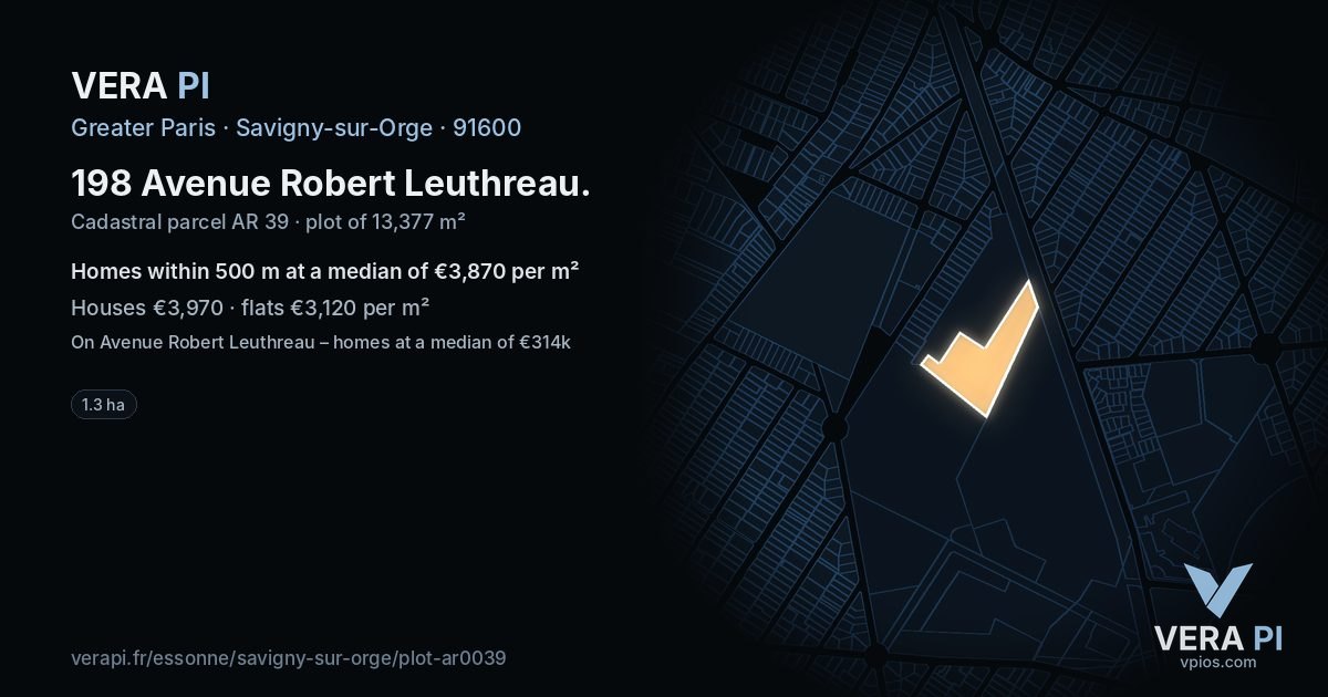 198 Avenue Robert Leuthreau, Savigny-sur-Orge at night – the plot lit, the parcels around coloured by the prices near them