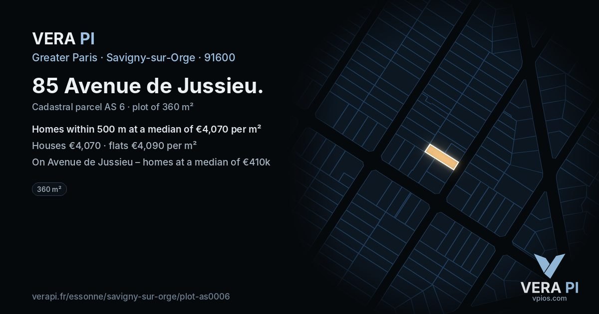 85 Avenue de Jussieu, Savigny-sur-Orge at night – the plot lit, the parcels around coloured by the prices near them