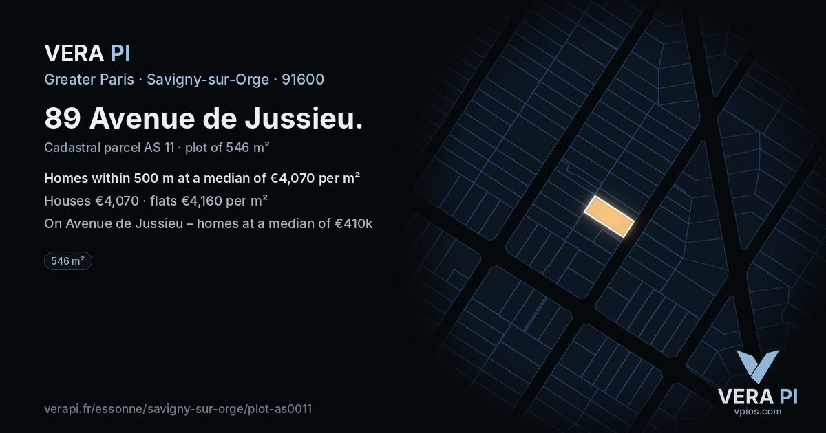 89 Avenue de Jussieu, Savigny-sur-Orge at night – the plot lit, the parcels around coloured by the prices near them