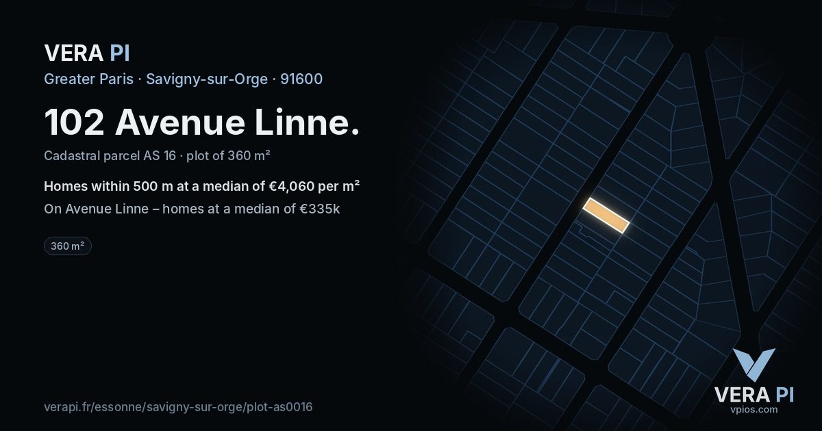102 Avenue Linne, Savigny-sur-Orge at night – the plot lit, the parcels around coloured by the prices near them