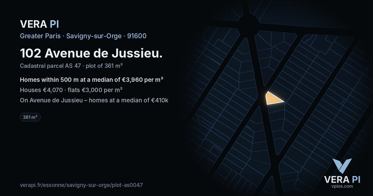 102 Avenue de Jussieu, Savigny-sur-Orge at night – the plot lit, the parcels around coloured by the prices near them