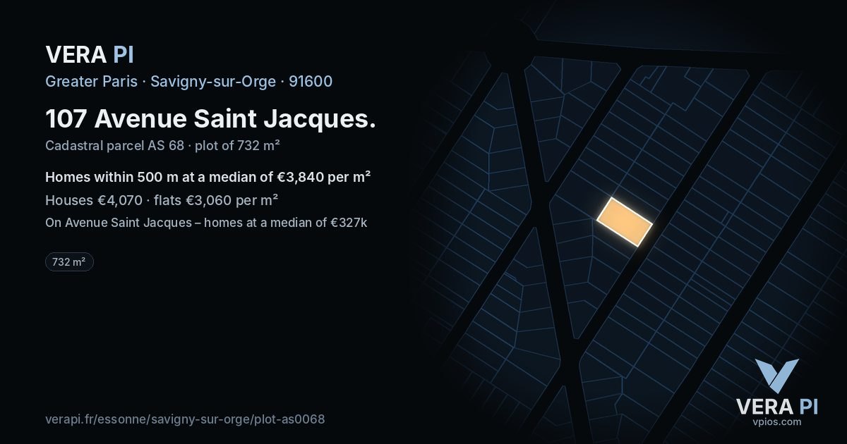 107 Avenue Saint Jacques, Savigny-sur-Orge at night – the plot lit, the parcels around coloured by the prices near them