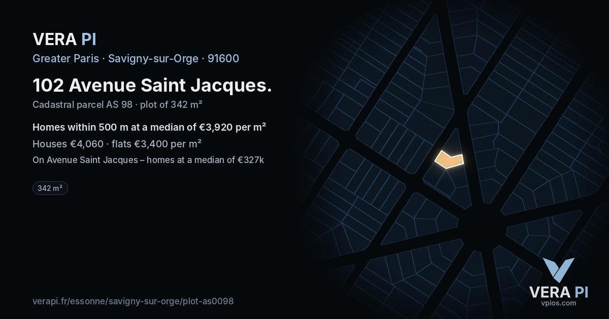102 Avenue Saint Jacques, Savigny-sur-Orge at night – the plot lit, the parcels around coloured by the prices near them