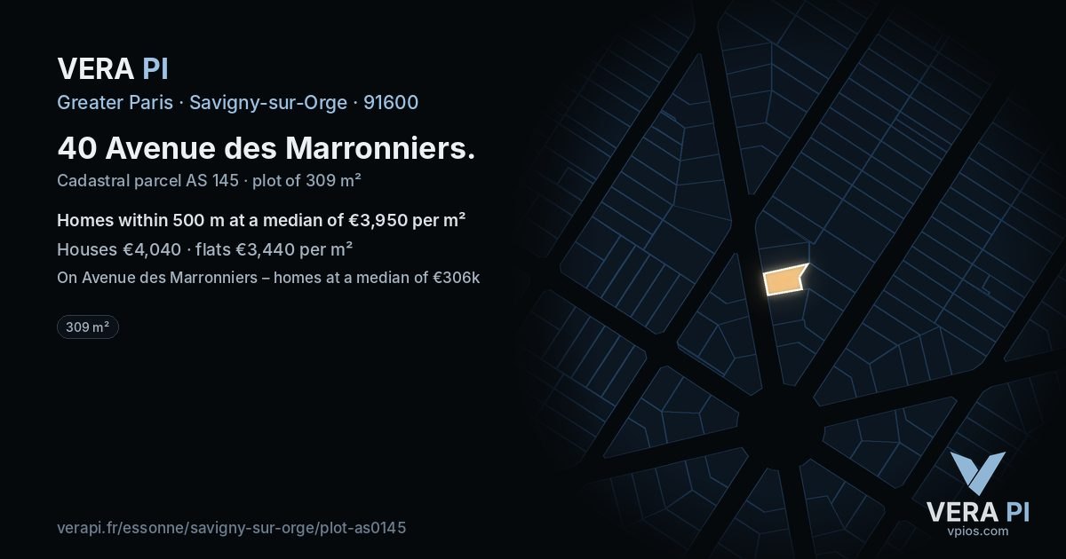 40 Avenue des Marronniers, Savigny-sur-Orge at night – the plot lit, the parcels around coloured by the prices near them