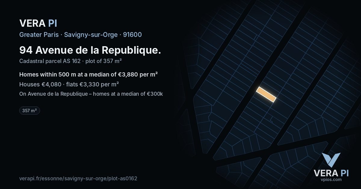 94 Avenue de la Republique, Savigny-sur-Orge at night – the plot lit, the parcels around coloured by the prices near them