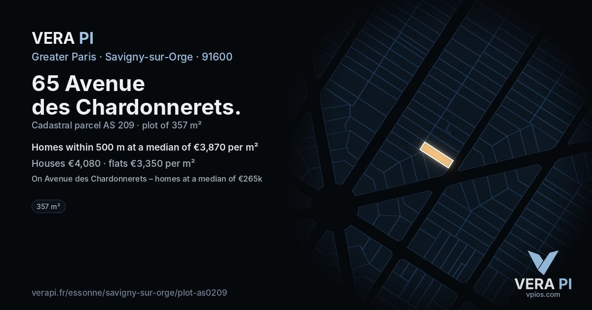 65 Avenue des Chardonnerets, Savigny-sur-Orge at night – the plot lit, the parcels around coloured by the prices near them