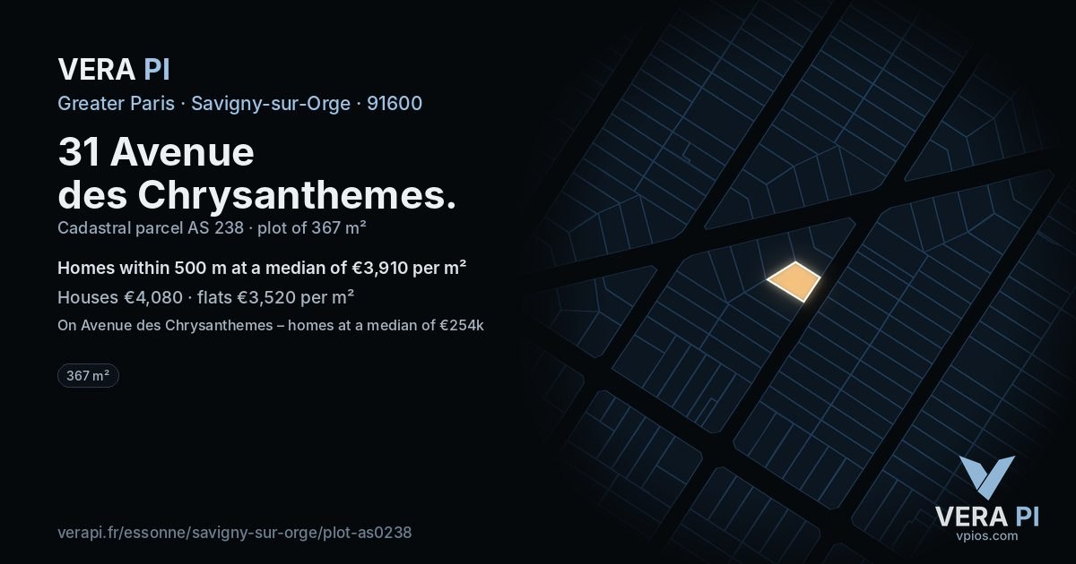 31 Avenue des Chrysanthemes, Savigny-sur-Orge at night – the plot lit, the parcels around coloured by the prices near them